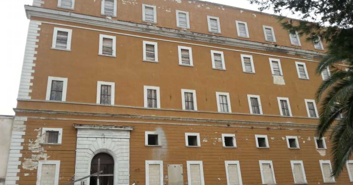 Il Comune cerca un immobile in affitto: ma non dovevamo recuperare e ricostruire?